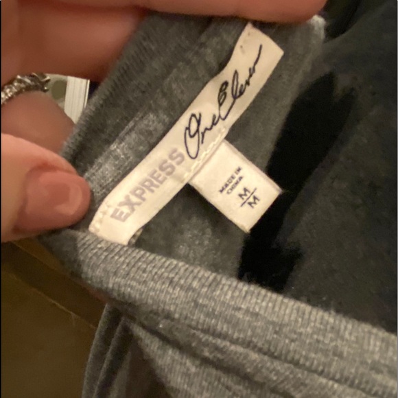 Express distressed top! - Picture 2 of 2